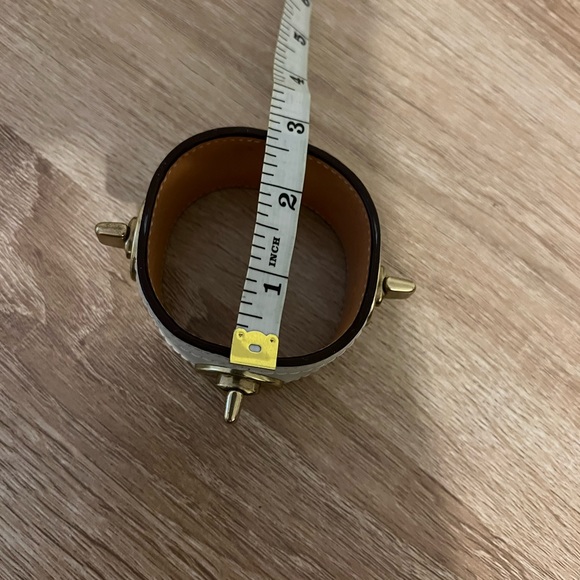 Coach Leather Turnlock Bracelet - Picture 14 of 15